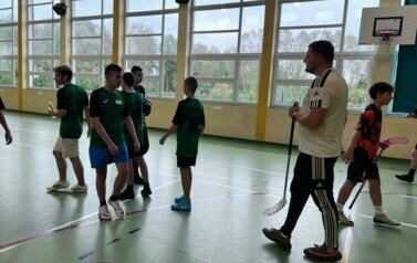 Zawody w unihokeja starszych dziewcząt oraz chłopc&oacute;w 3