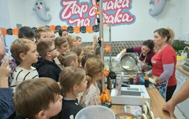 Wizyta w fabryce cukierk&oacute;w w Koninie 1