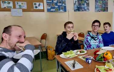 WhatsApp Image 2023-04-03 at 09.23.10 (5)