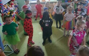 BAL KARNAWAŁOWY W PRZEDSZKOLU 4