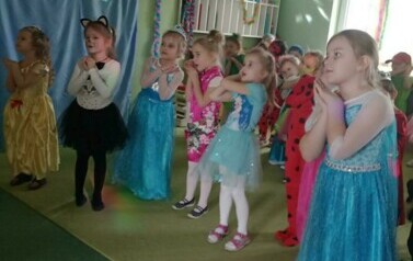 BAL KARNAWAŁOWY W PRZEDSZKOLU 6