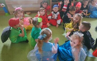 BAL KARNAWAŁOWY W PRZEDSZKOLU 11