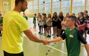 Zawody w unihokeja młodszych dziewcząt oraz chłopc&oacute;w klas  IV-VI 3