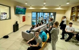 Szkolny turniej w popularną grę na konsoli - FIFA 1