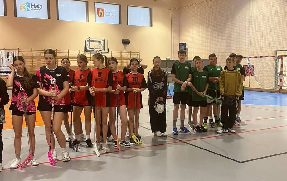 Wyniki gminnych zawodów w unihokeja klas 7-8